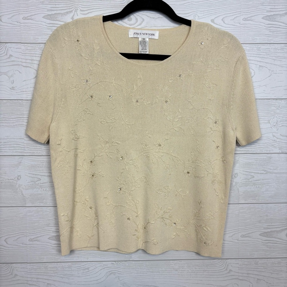 Jones New York Floral Embellished Short Sleeve Cream Blouse Size Medium